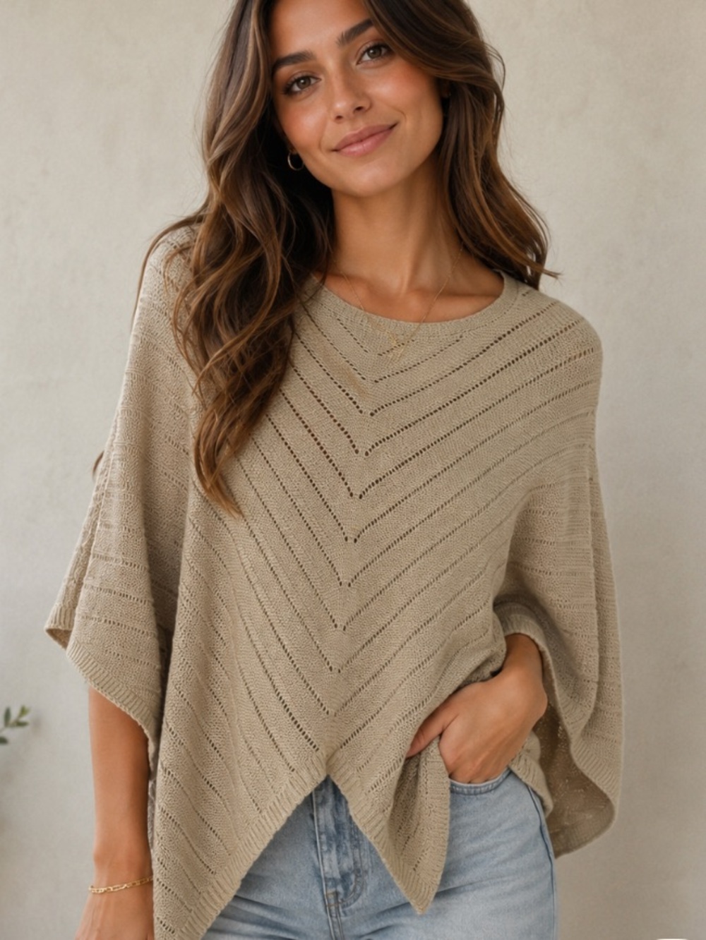 bishop + young Beige Chevron Knit Poncho with dolman sleeves size large